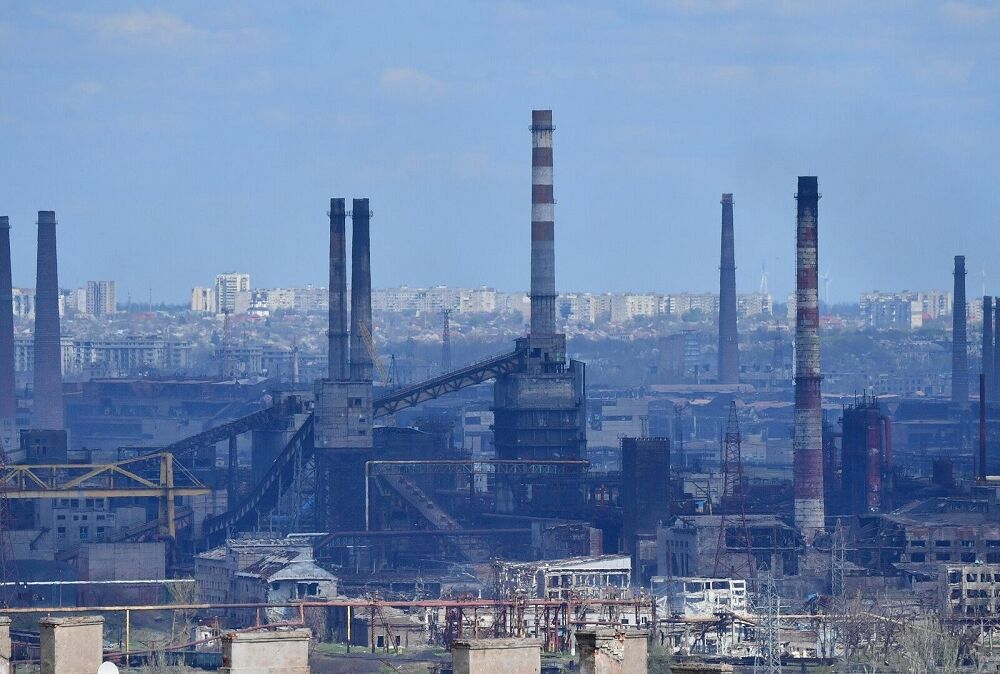 Захисники Маріуполя не припиняють спроб контратаки окупантів Захисники Маріуполя не припиняють спроб контратаки окупантів