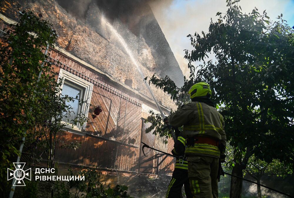 Через атаку дронів на Рівненщині постраждала місцева жителька