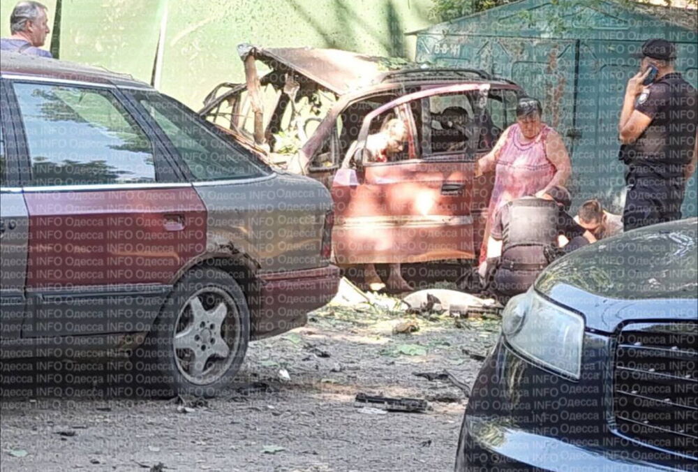 В Одесі вибухнув автомобіль із військовослужбовцем