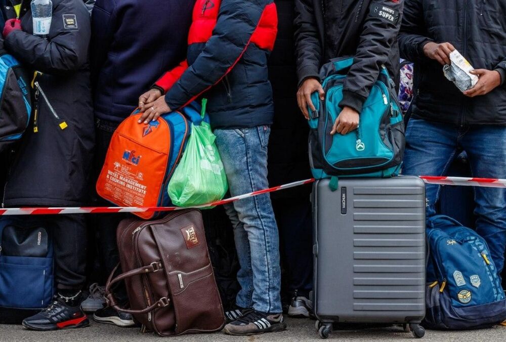 Уже 4 миллиона украинцев получили статус беженцев в ЕС: их число продолжает расти 