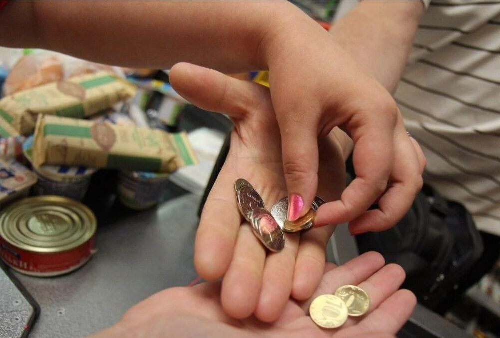 ЗМІ: окупанти в Мелітопольському районі видали населенню пенсію у фальшивих рублях 