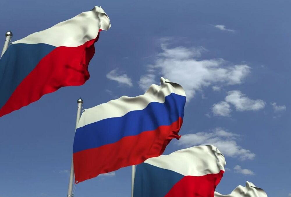 Россия отныне не сможет безвозмездно использовать земельные участки в Чехии 