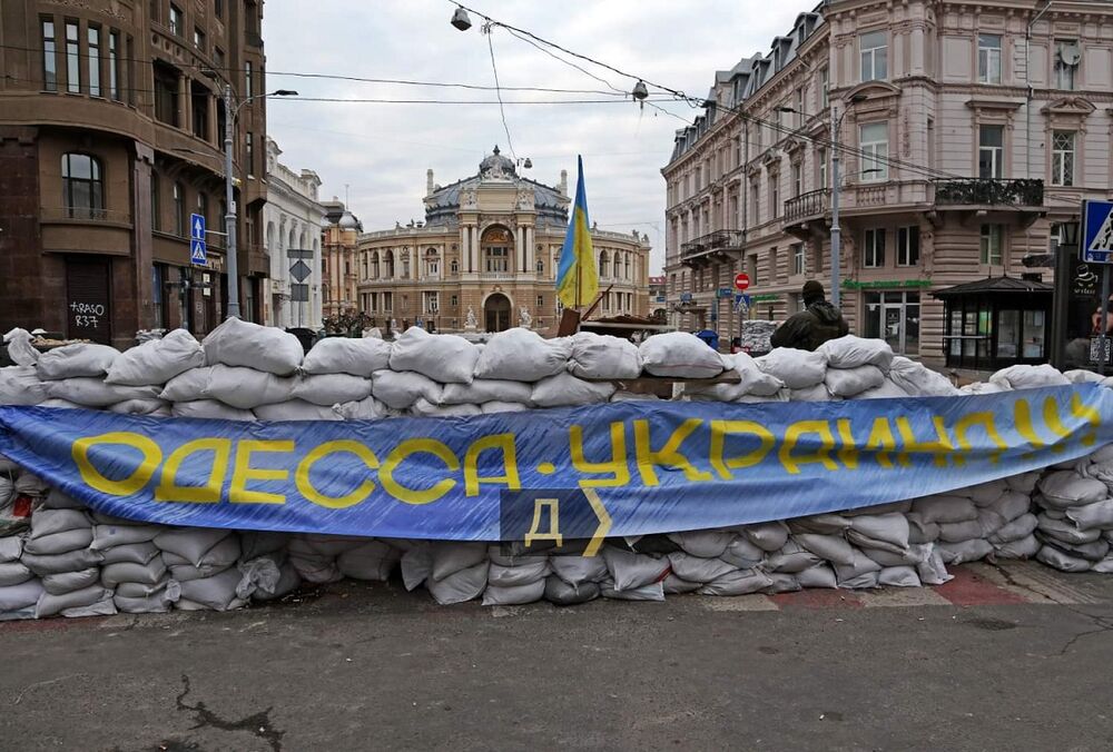 Россия нанесла ракетный удар по Одессе: известно о погибших