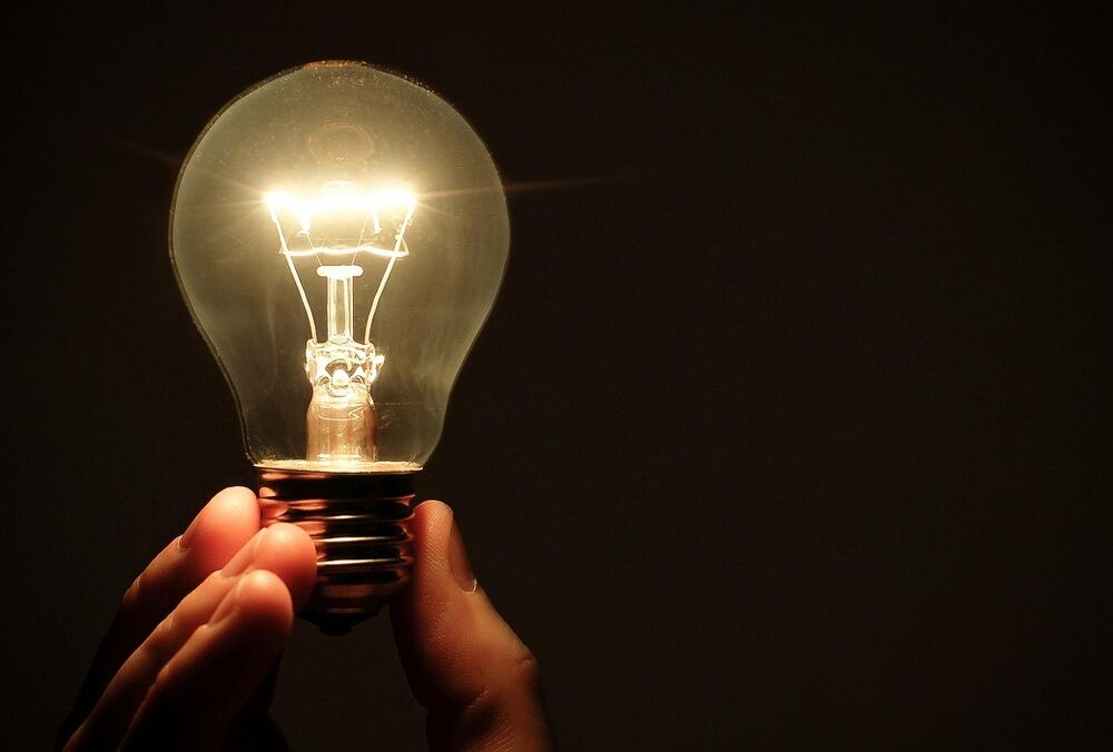 Киянам та гостям столиці розповіли, як сьогодні відключатимуть електрику