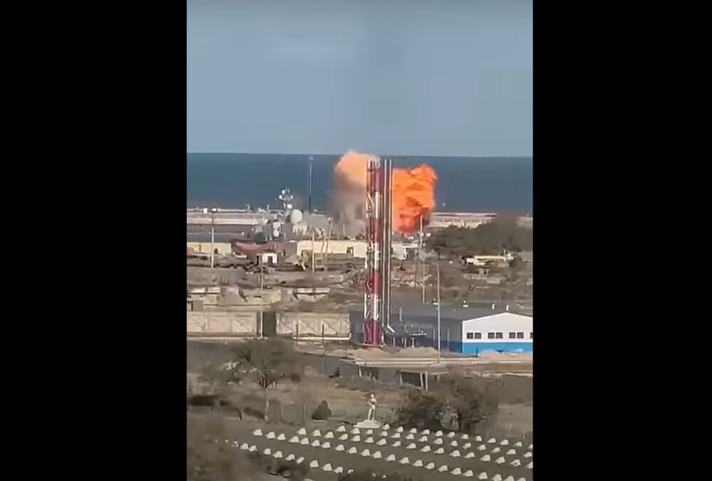 У Каспійську дрон уразив російський ракетний катер: фото, відео