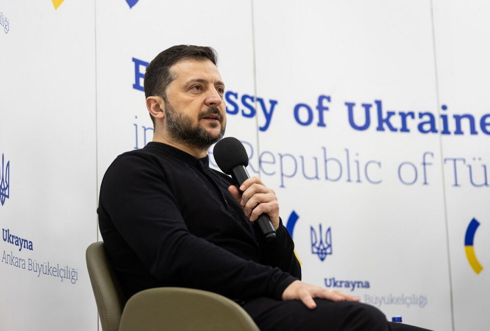 Зеленский после встречи представителей США и РФ перенес свой визит в Саудовскую Аравию