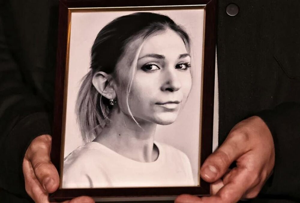 В ЄС засудили жорстоке вбивство української журналістки Рощиної у російському полоні