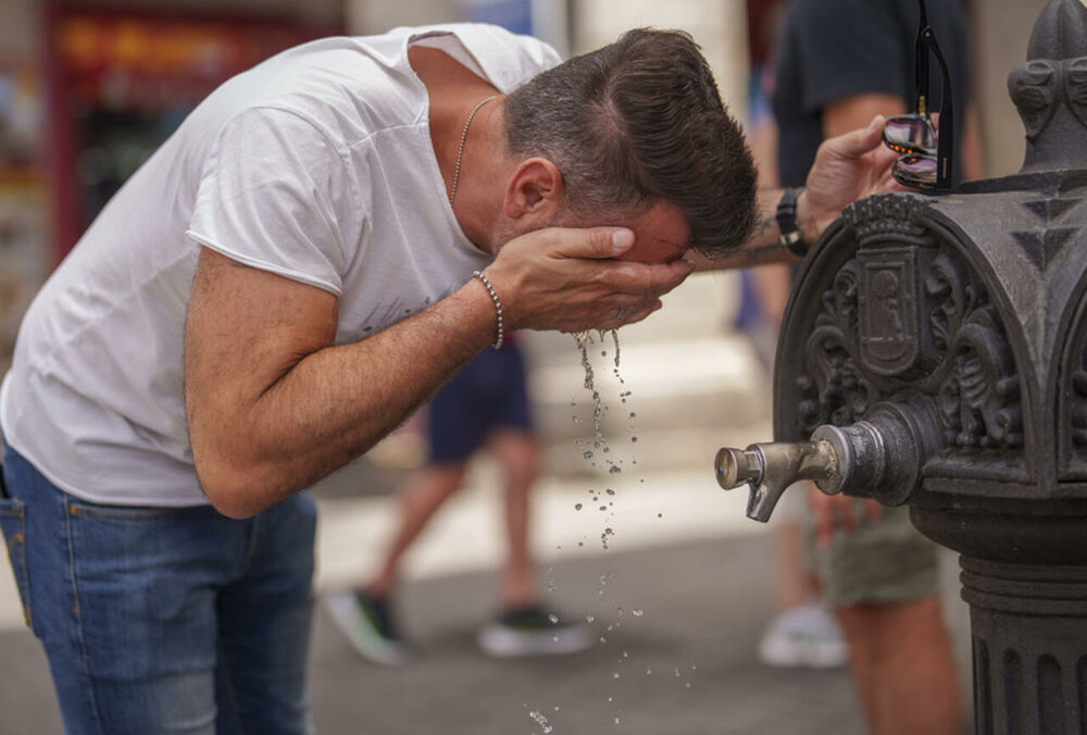  Европе из-за жары умерли более 2000 человек
