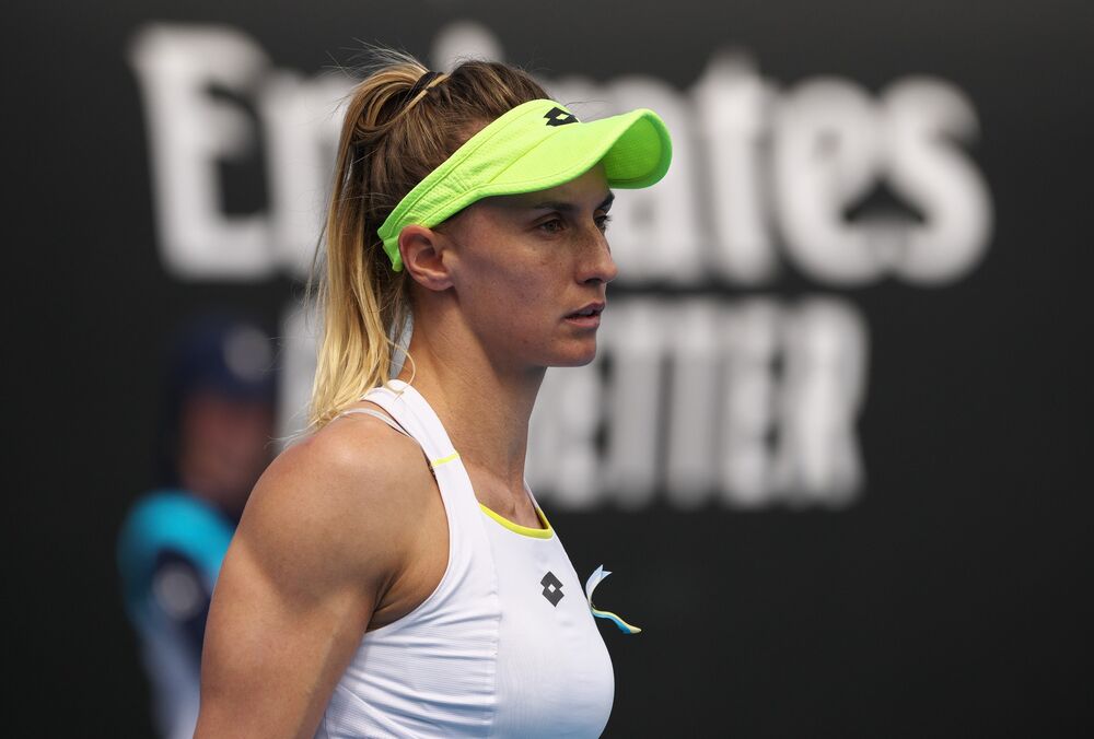 Українська тенісистка Леся Цуренко відмовилася потиснути руку суперниці з Білорусі