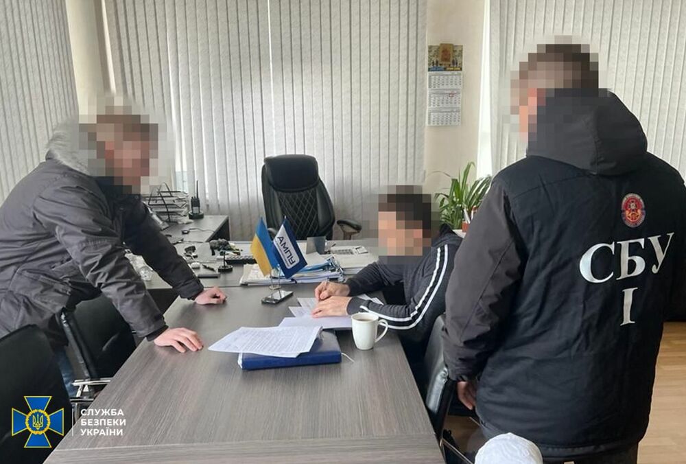 Чиновники АМПУ присвоили 90 миллионов гривен: детали схемы