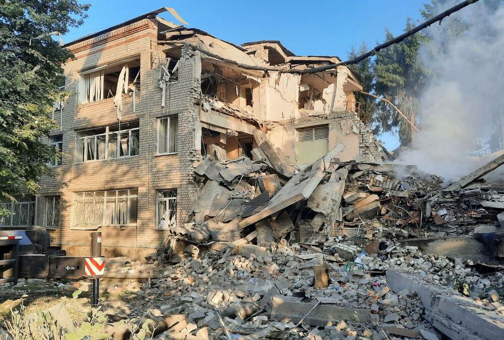 Из-за обстрелов Харькова разрушены депо метрополитена