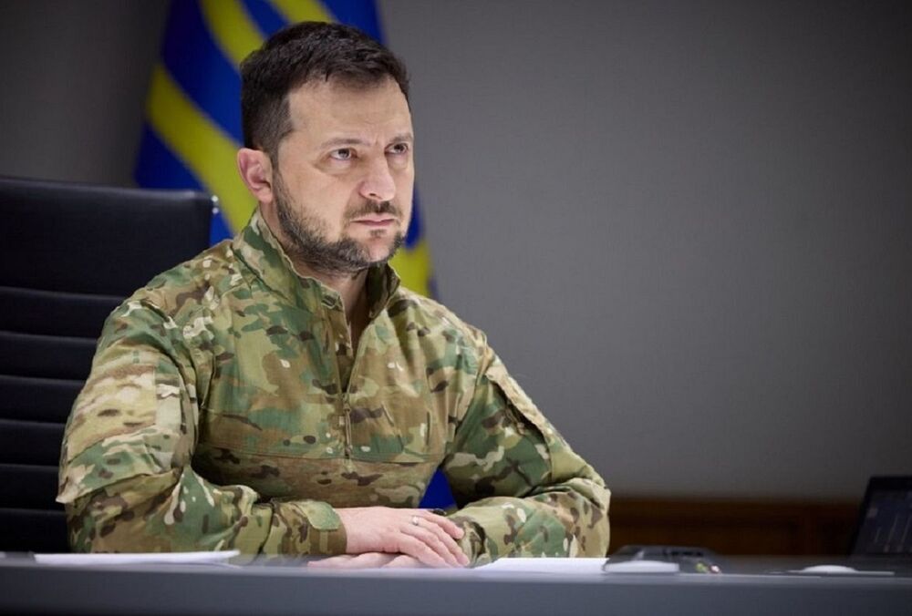 Зеленский: пока никто на 100% не знает, чья ракета упала в Польше 