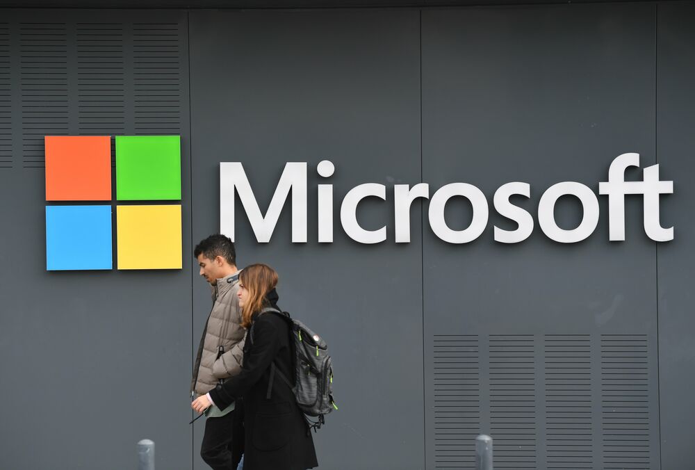 Microsoft фіксує спроби російських хакерів вплинути на вибори у США