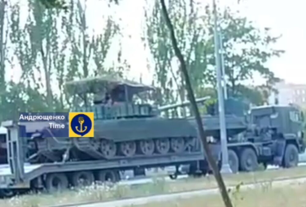 Росіяни стягують додаткові сили в Запорізьку область Росіяни стягують додаткові сили в Запорізьку область
