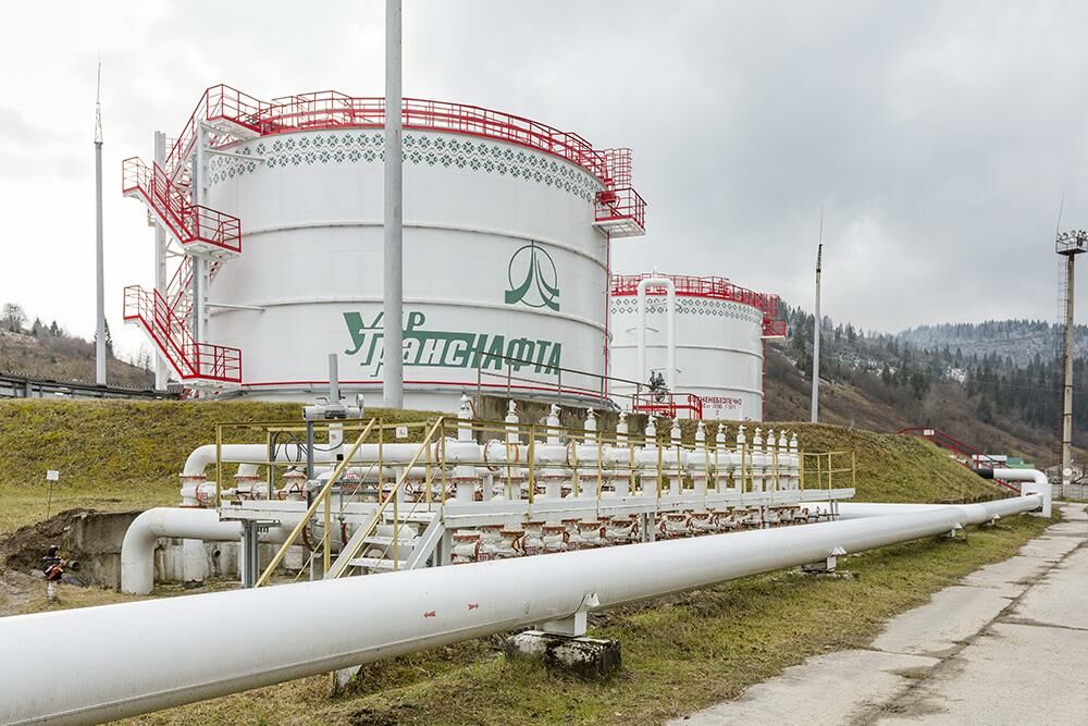 Украина остановила транзит российской нефти