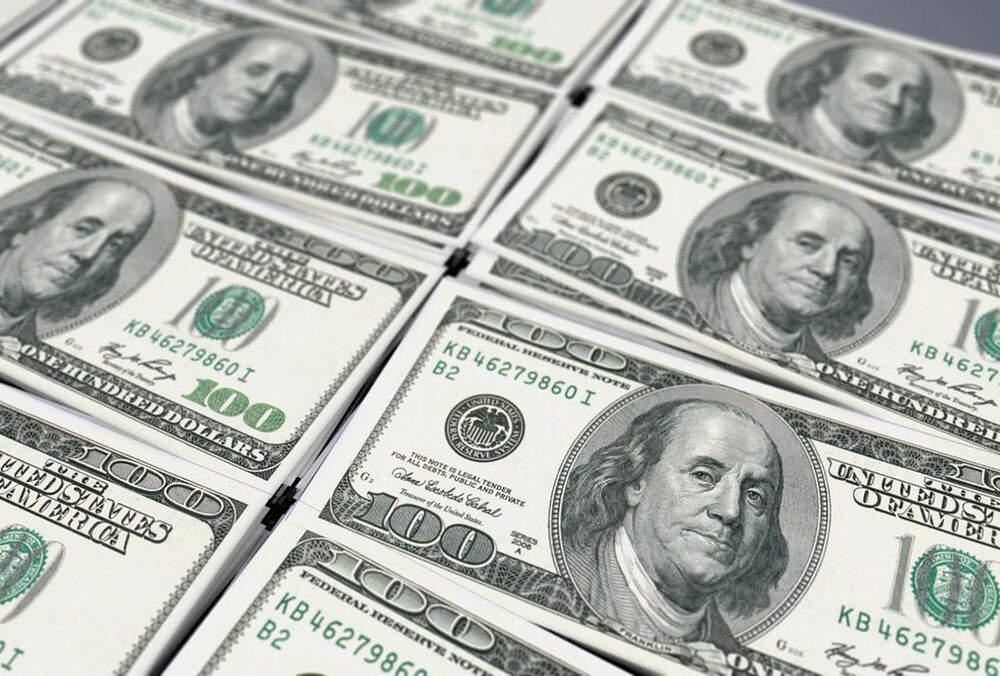 Долар в Україні може подорожчати до 60 – 100 гривень: названо умову