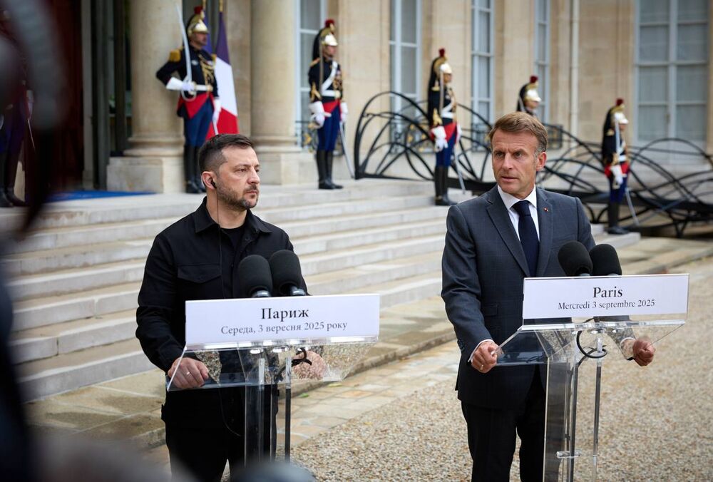 Макрон: работа над гарантиями безопасности для Украины завершена