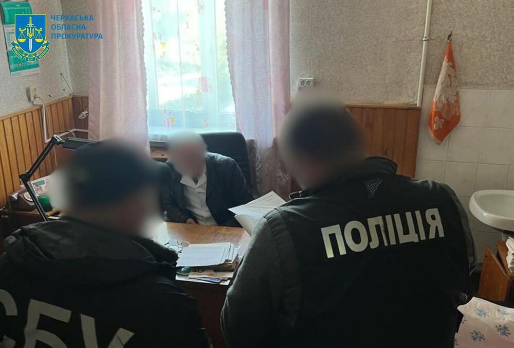В Черкасской области врача ВЛК поймали на взятке
