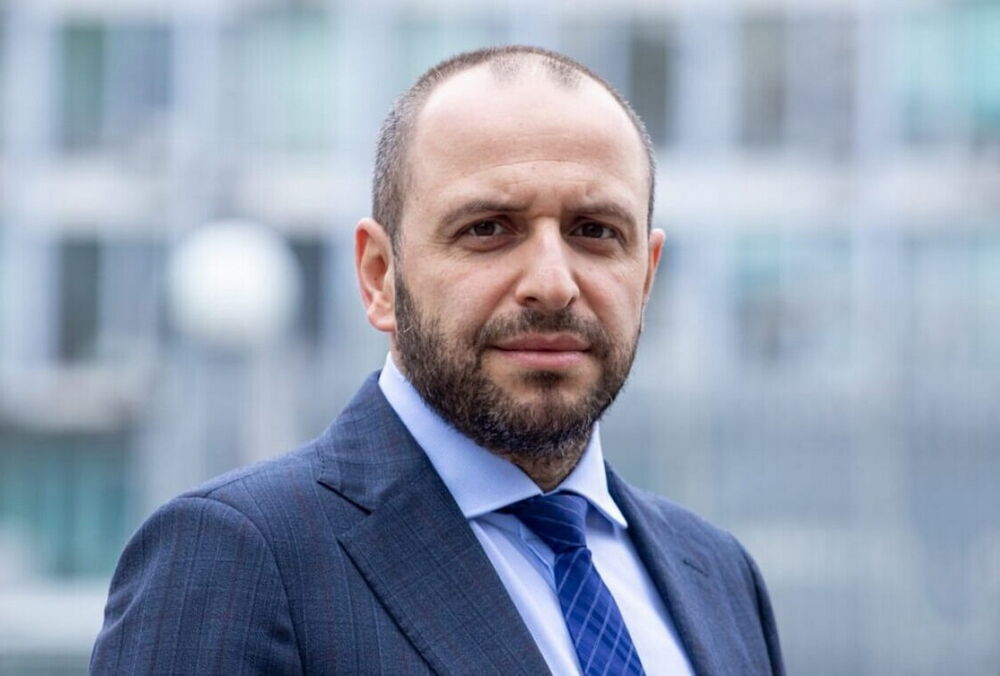 Україна має намір мобілізувати чоловіків, які поїхали до Європи: що сказав Умєров