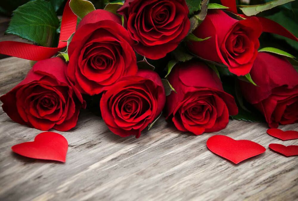 ”День влюбленных”, ежегодный праздник любви и романтики