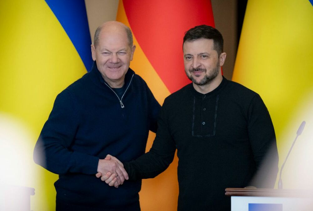 Зеленский обсудил с Шольцом вопросы безопасности