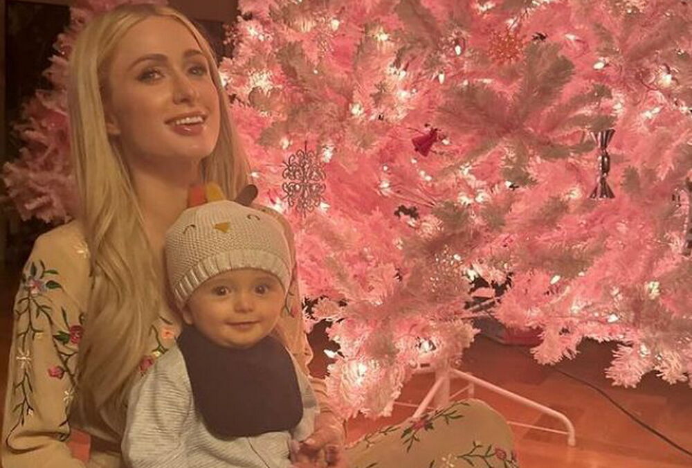 Пэрис Хилтон впервые рассказала о дочери: ”Моя жизнь кажется такой полной”