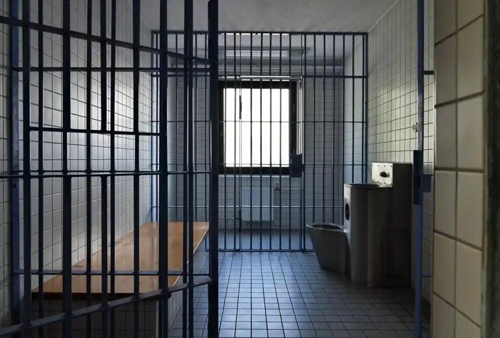 Суд звільнив від відбування покарання перших в'язнів, що підуть на фронт