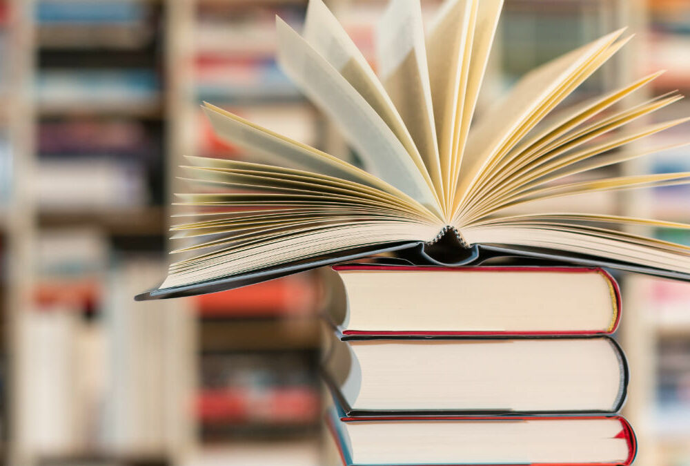 ЦНС: россияне на захваченных территориях уничтожают украинские книги 