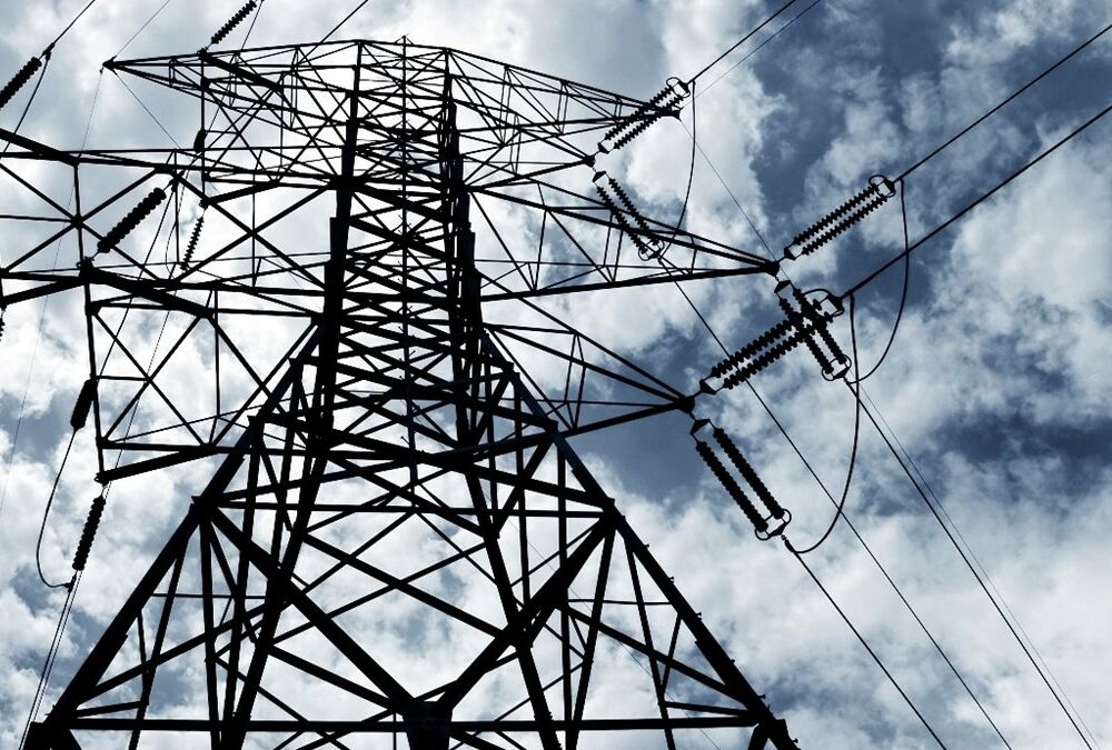 Обесточены 269 населенных пункта в 12 областях Украины – ГСЧС