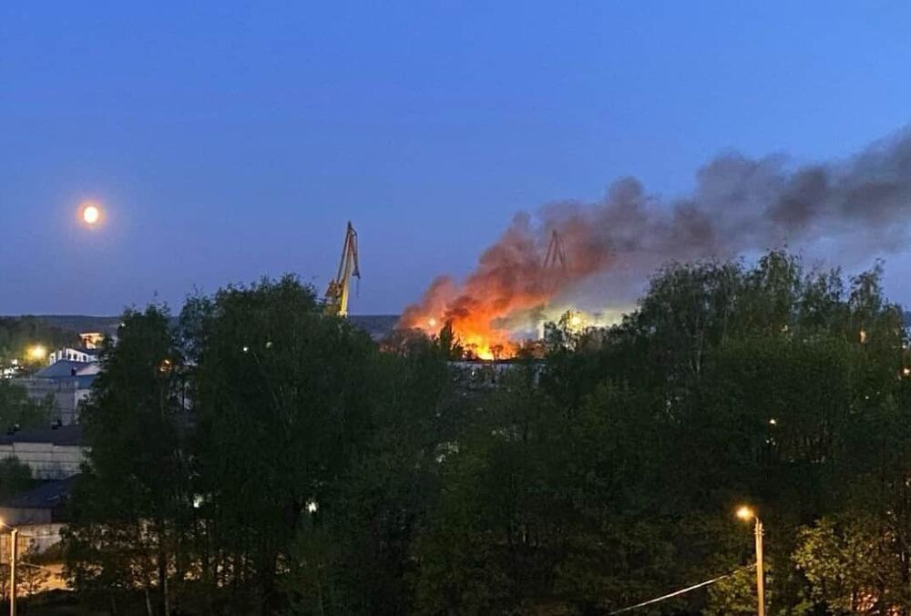 ГУР вдарило по нафтобазі в Ленінградській області, - ЗМІ