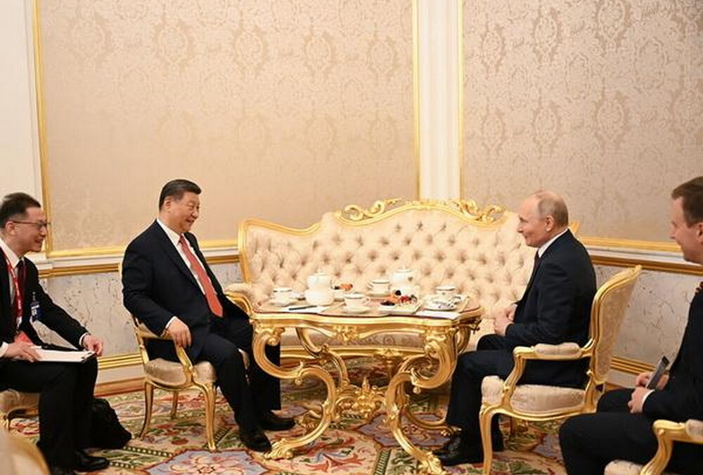 Сі Цзіньпін закликав Путіна укласти ”справедливу” мирну угоду щодо України, - Bloomberg Сі Цзіньпін закликав Путіна укласти ”справедливу” мирну угоду щодо України, - Bloomberg