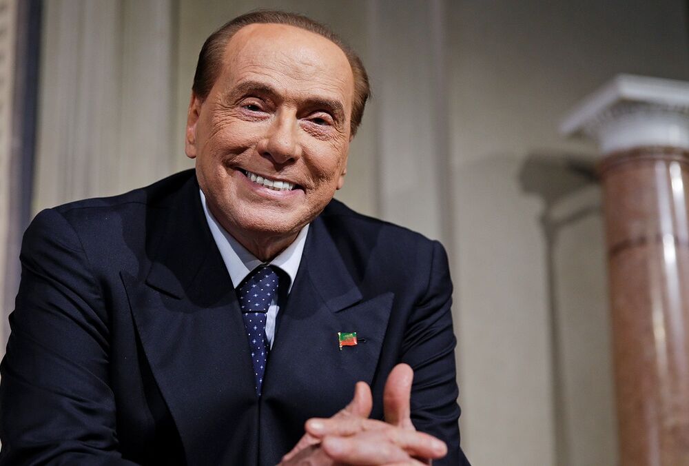 Берлускони внезапно высказался в поддержку Украины после скандального заявления в адрес Зеленского 