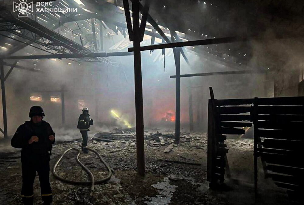 Россияне ударили по Богодухову: произошел масштабный пожар 