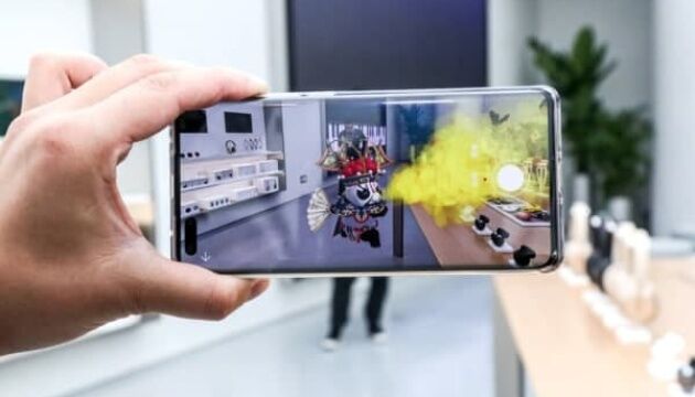 Huawei открыла первый магазин с виртуальным помощником: как это работает