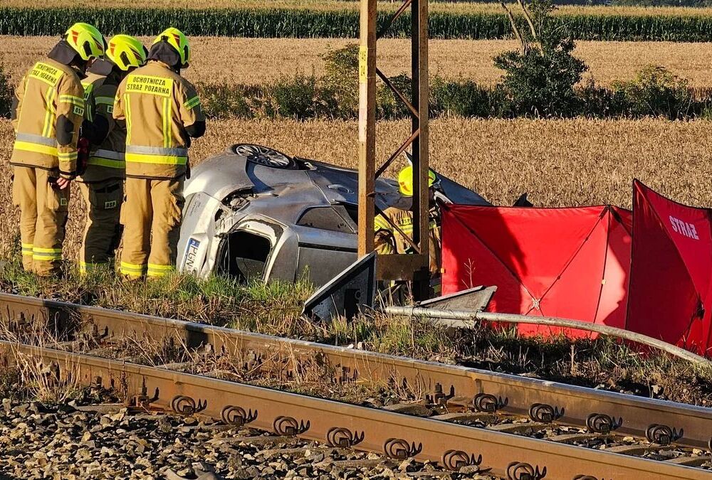 У Польщі автомобіль зіткнувся з потягом
