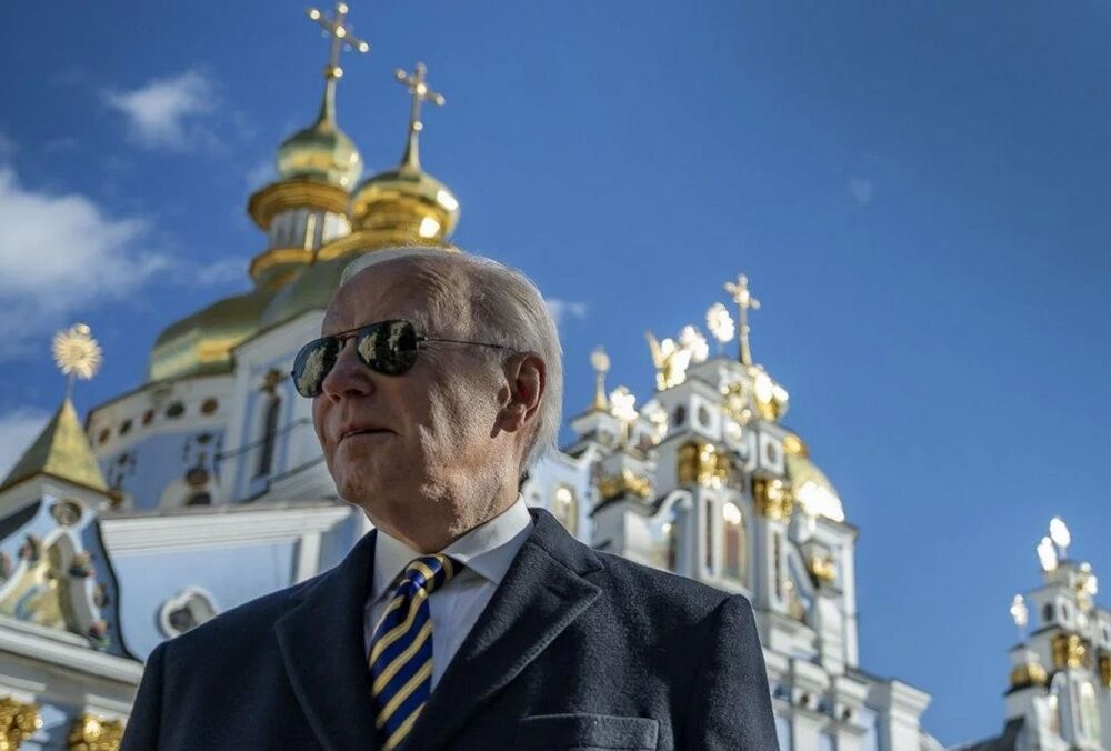 Байден повідомив про нові санкції проти РФ за викрадення українських дітей