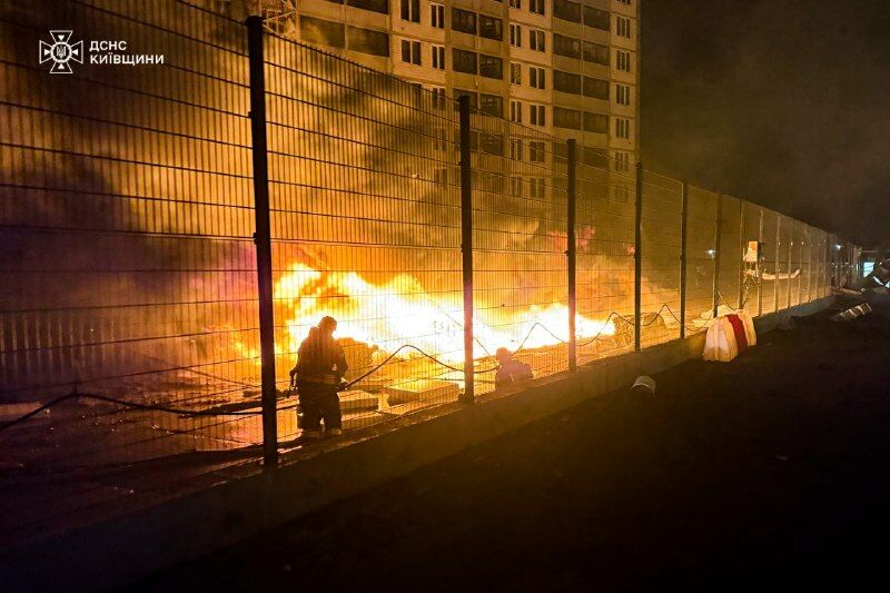 Рятувальники показали наслідки атаки дронів на Київщину