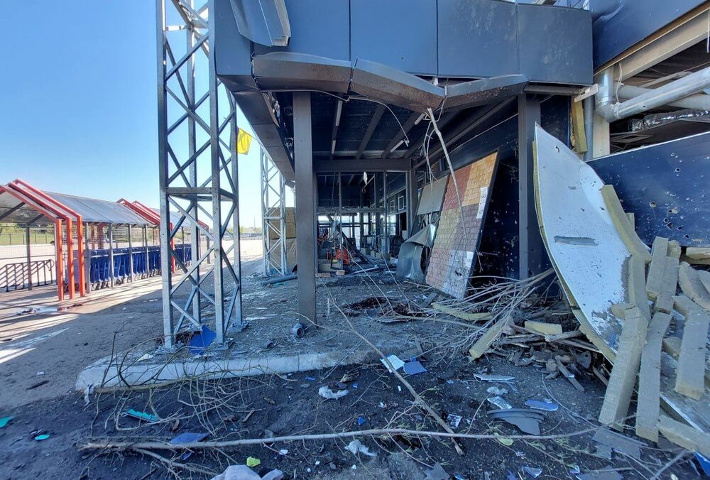  Зеленский отреагировал на массированный обстрел Херсона