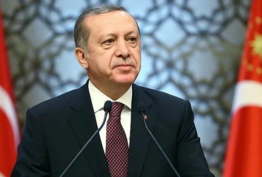 Ердоган запропонував провести мирний саміт за участі РФ: Зеленський відкинув цю ідею