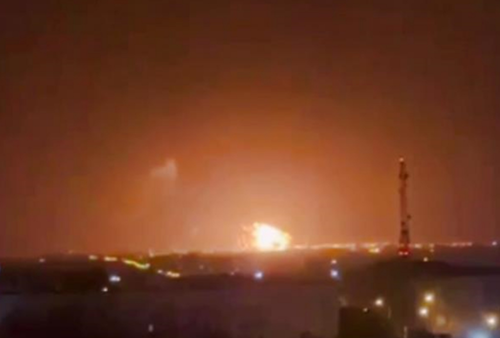 Российский НПЗ на Кубани остановил работу после ночной атаки