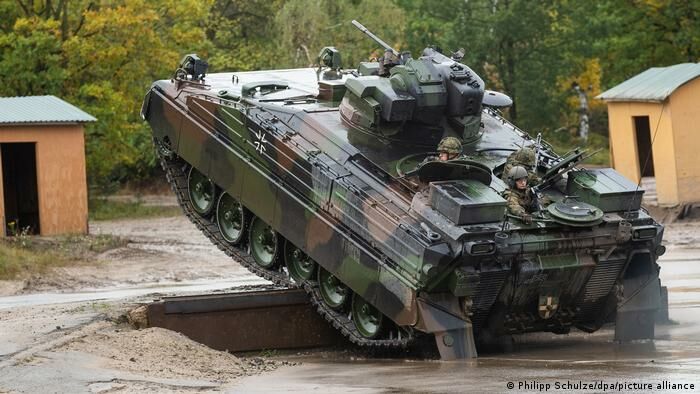 Rheinmetall до сих пор ждет разрешение Берлина на поставку 100 БМП Marder Украине