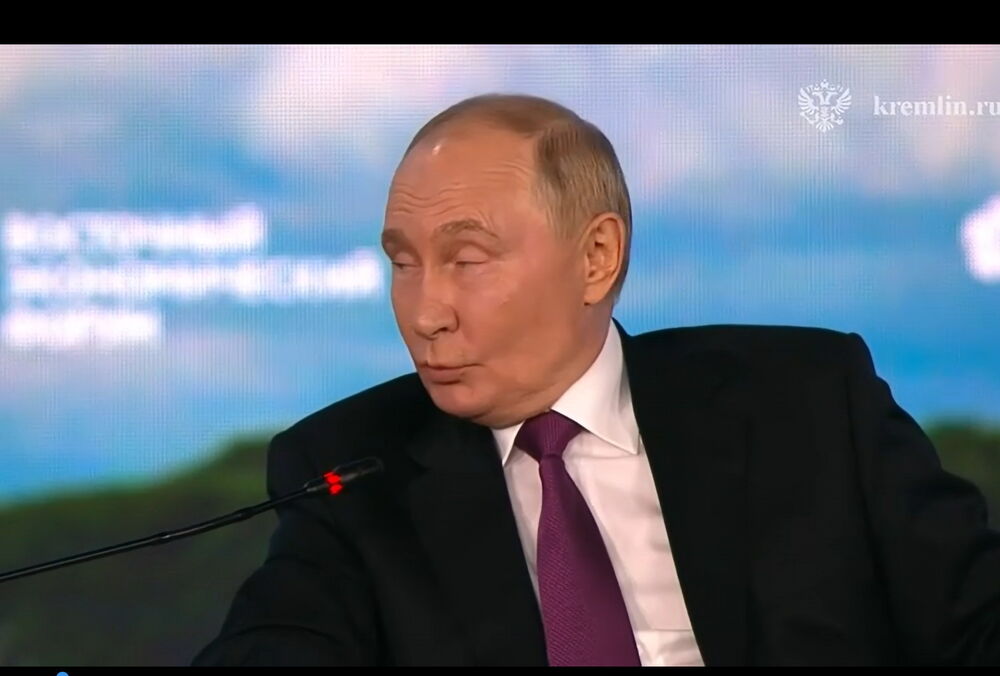 Путин внезапно заявил, что будет поддерживать Харрис на выборах в США Путин внезапно заявил, что будет поддерживать Харрис на выборах в США