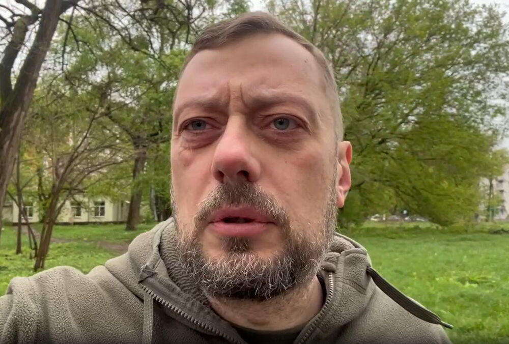 Росія завдала трьох ракетних ударів по центру Чернігова: є загиблі, багато поранених