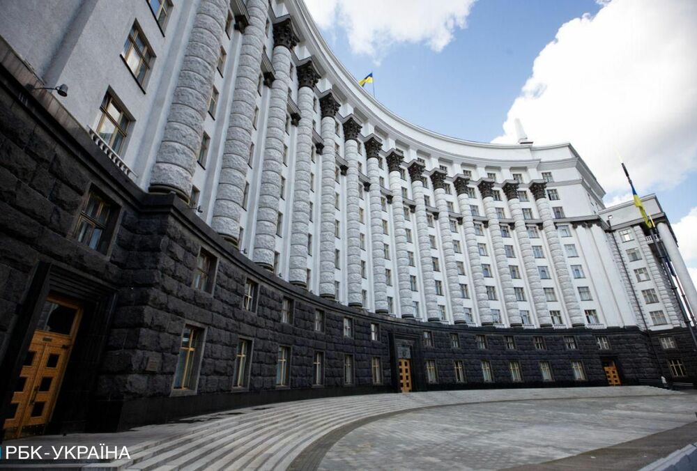 Кабмин уволил руководство таможни. Планируют сменить министра обороны Кабмин уволил руководство таможни. Планируют сменить министра обороны