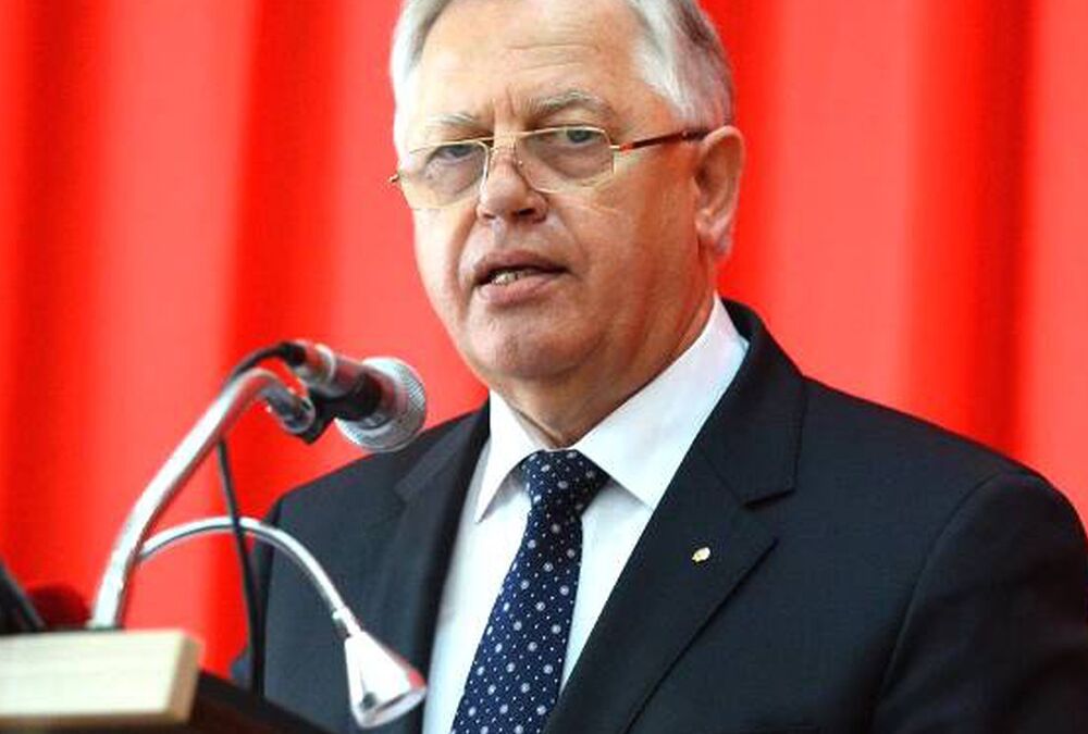 СБУ объявила в розыск лидера Компартии Петра Симоненко