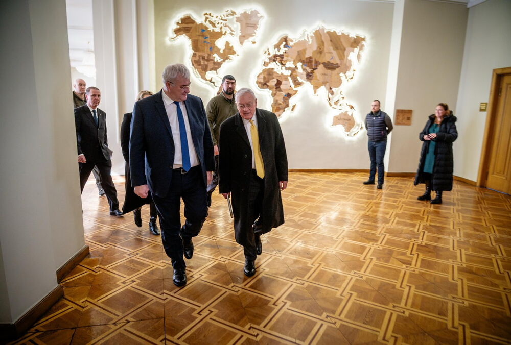 Кіт Келлог зустрівся із Зеленським, але відмовився спілкуватися з пресою