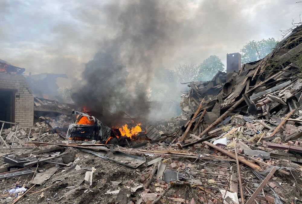 Россияне нанесли ракетный удар по Славянску: погибла женщина Россияне нанесли ракетный удар по Славянску: погибла женщина