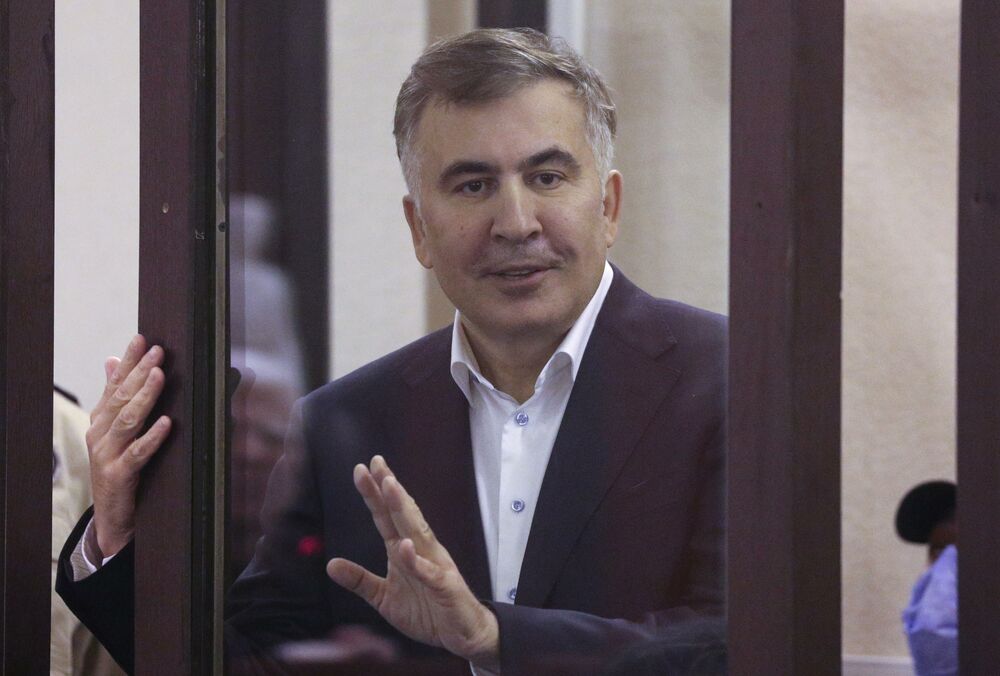 У Саакашвили диагностировали туберкулез и деменцию