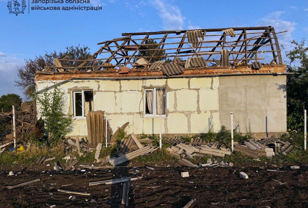 Россияне атаковали fpv-дронами Запорожский район, ранена 16-летняя девушка