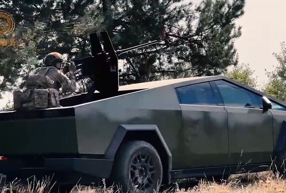 Кадыров пожаловался, что Илон Маск дистанционно отключил его Сybertruck